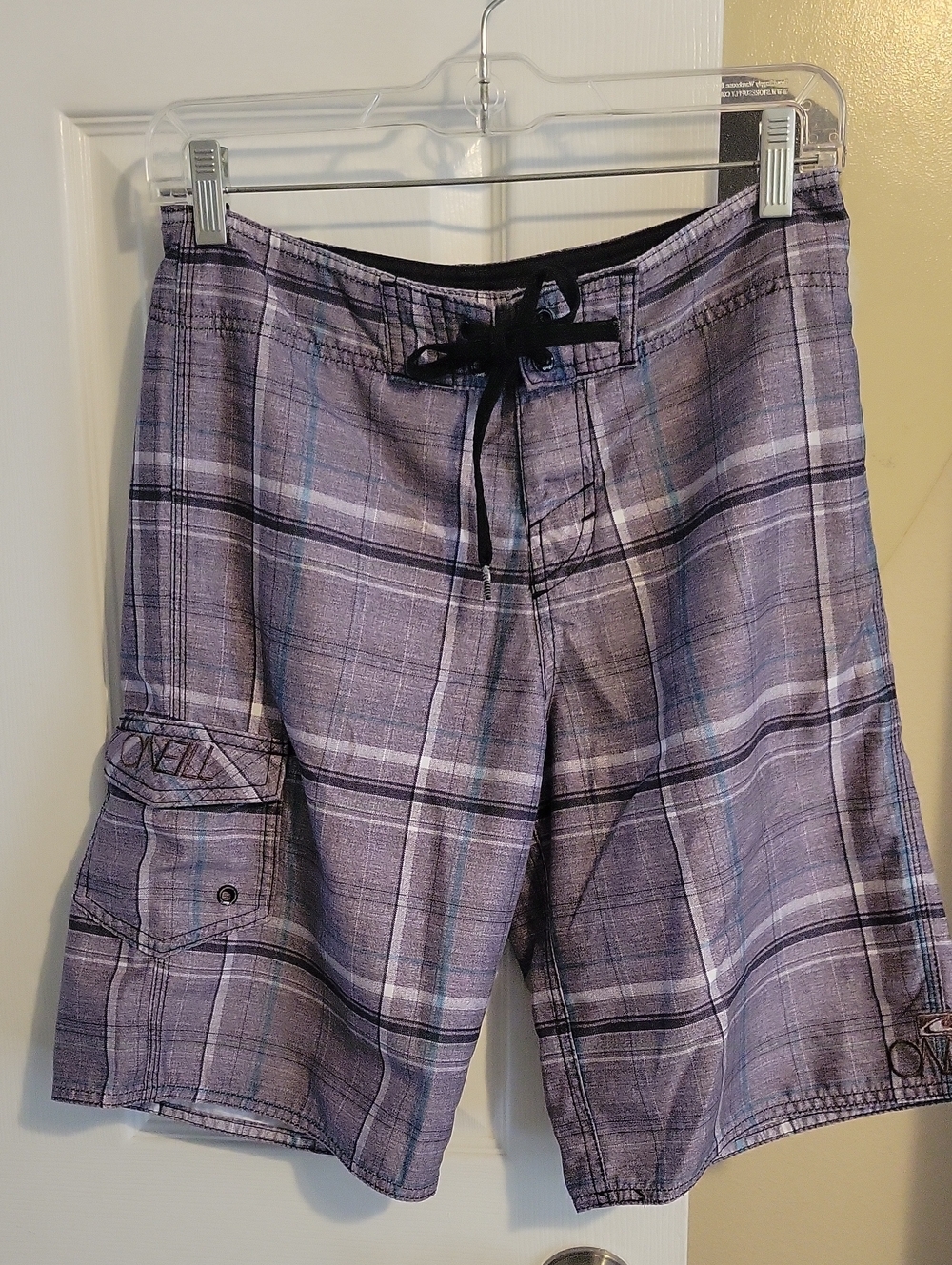 O'Neill SzSm  Plaid Swim Trunks in Grey and Black with Teal Accents Velcro,Tie